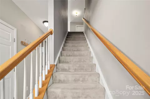 Entry Way - 7908 Mariners Pointe Cir, Denver, NC 28037 photo 4 of 4