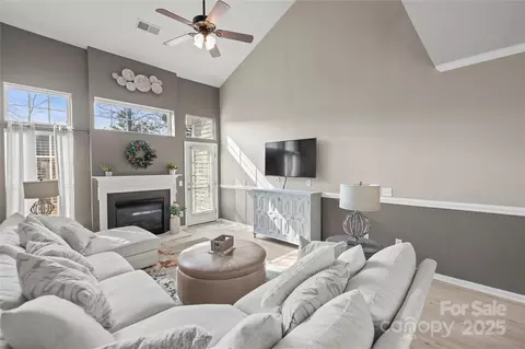 Living - 7908 Mariners Pointe Cir, Denver, NC 28037 photo 1 of 2