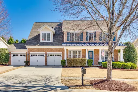658 Quicksilver Trl, Fort Mill, SC 29708