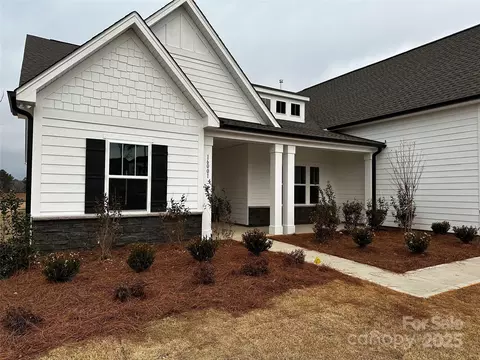 16001 Byron Nelson Ct, Lancaster, SC 29720