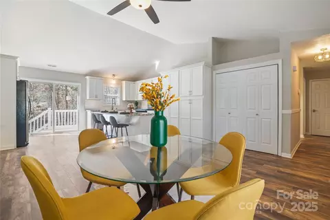 Dining - 121 Easter Ln, Davidson, NC 28036 photo 1 of 1