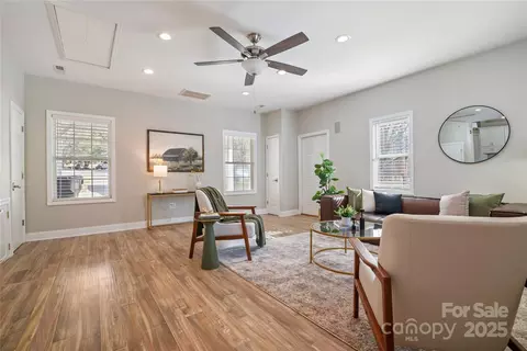 Living - 121 Easter Ln, Davidson, NC 28036 photo 4 of 4