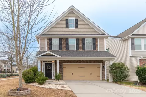 605 Lumber Ln, Charlotte, NC 28214