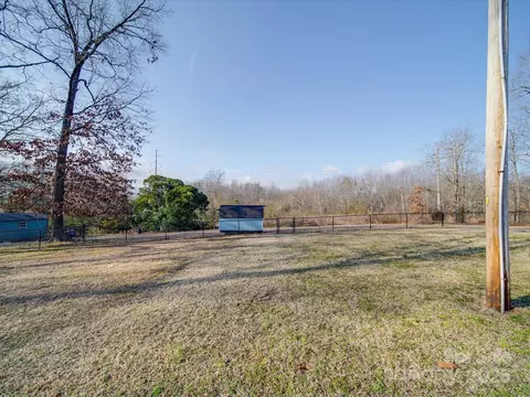 Exterior - 306 Stevens St, Monroe, NC 28112 photo 4 of 5