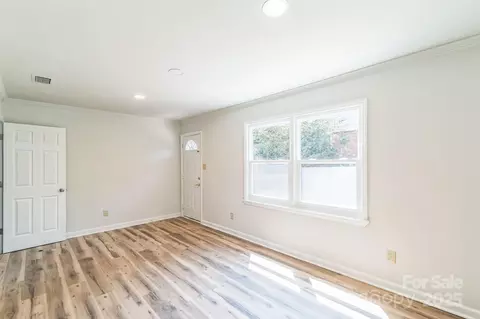 711 E John St, Matthews, NC 28105 photo 25