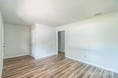 711 E John St, Matthews, NC 28105 photo 22