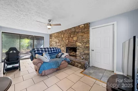 Living - 2283 Crestview St, Morganton, NC 28655 photo 4 of 4