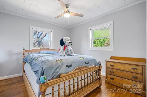 Bedroom - 2283 Crestview St, Morganton, NC 28655 photo 3 of 3
