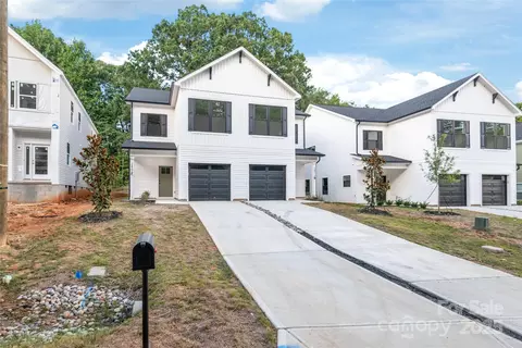 2809 New Pineola Rd, Charlotte, NC 28208