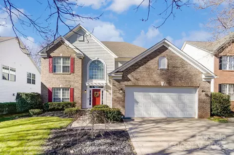 16207 Hollingbourne Rd, Huntersville, NC 28078