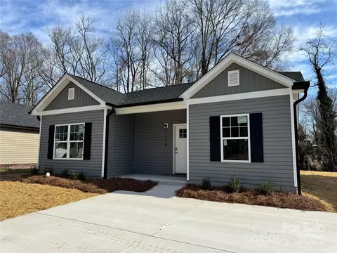 1116 Kenly St, Salisbury, NC 28144