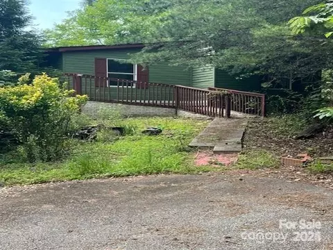 771 Bishop Ln, Mill Spring, NC 28756