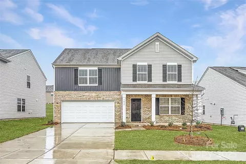 1417 Pine Heart Dr, Edgemoor, SC 29712