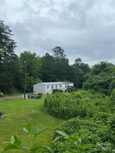 308 Caldwell St, Rhodhiss, NC 28645