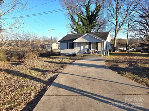 1021 E Airline Ave, Gastonia, NC 28054