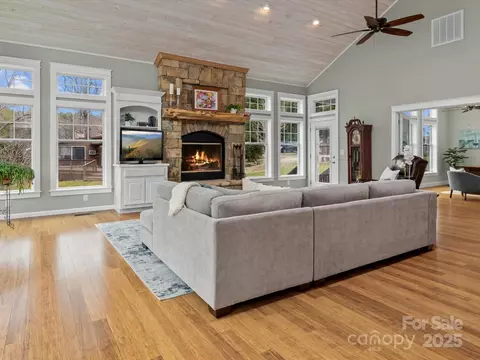 246 Apache Rd, Troutman, NC 28166 photo 3