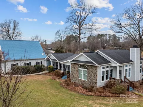 246 Apache Rd, Troutman, NC 28166 photo 2