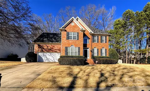 12504 Ivey Creek Dr, Charlotte, NC 28273