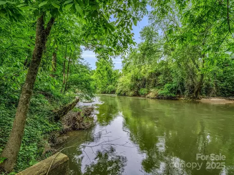 999 Rivercrest 28 Pkwy #28, Rutherfordton, NC 28139