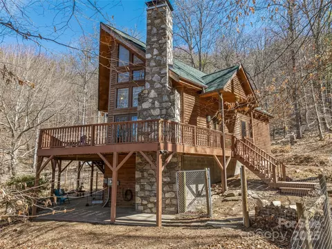 45 Wilderness Dr, Weaverville, NC 28787