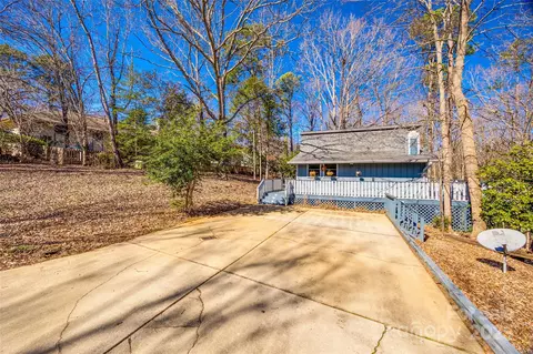 Exterior - 5082 Mariana Ct, Tega Cay, SC 29708 photo 9 of 9