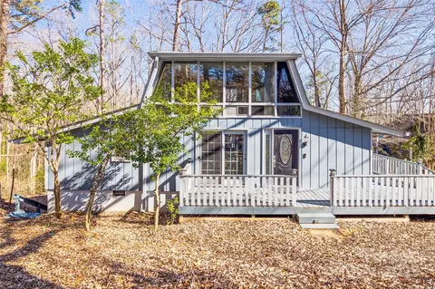 5082 Mariana Ct, Tega Cay, SC 29708