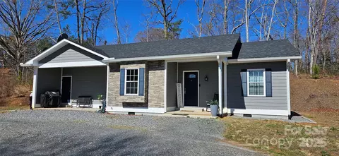505 Coopers Gap Rd, Mill Spring, NC 28756