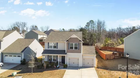 9022 Colwick Hill Ln, Charlotte, NC 28215