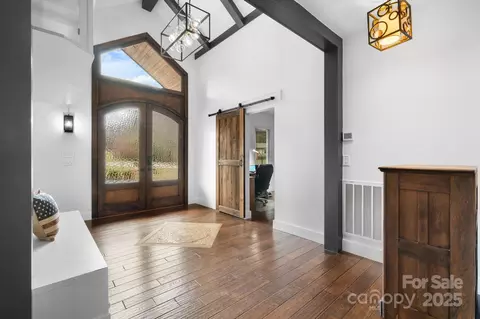 Entry Way - 406 Third Ne Ave NE, Conover, NC 28613 photo 1 of 2