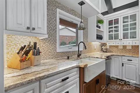 Kitchen - 406 Third Ne Ave NE, Conover, NC 28613 photo 1 of 6