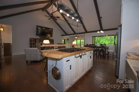 Kitchen - 406 Third Ne Ave NE, Conover, NC 28613 photo 3 of 6
