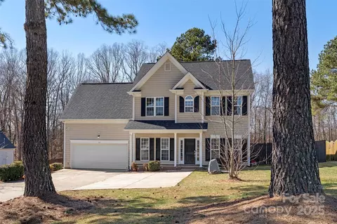 152 Painted Bunting Dr, Troutman, NC 28166
