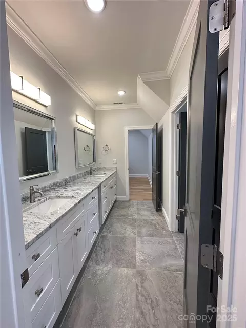 3754 10th Ne St NE, Hickory, NC 28601 photo 22