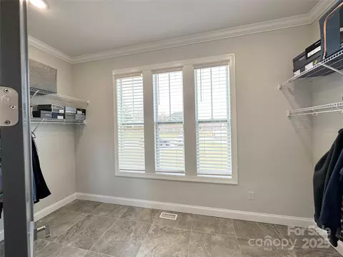 3754 10th Ne St NE, Hickory, NC 28601 photo 4