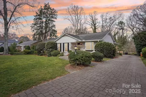 138 Lansdowne Rd, Charlotte, NC 28270