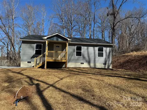 1412 Graystone Sw Pl SW, Lenoir, NC 28645