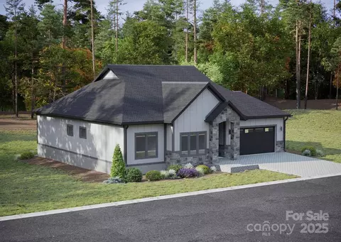 85 Scott Meadows Dr, Asheville, NC 28806