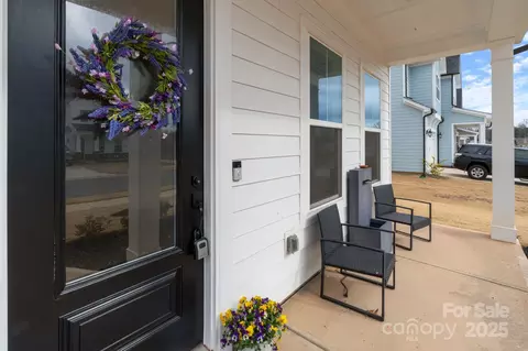 Exterior - 4159 Millstream Rd, Denver, NC 28037 photo 1 of 1