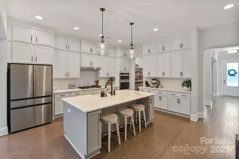 4159 Millstream Rd, Denver, NC 28037