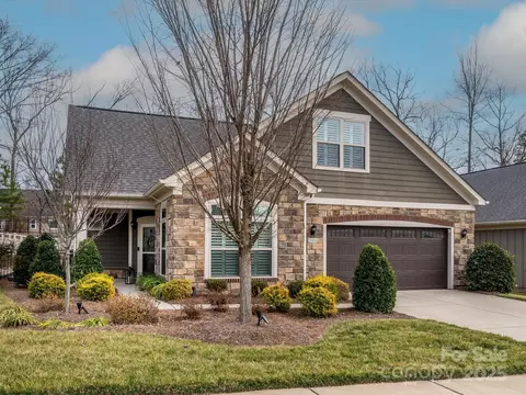 Exterior - 2006 Wesley Landing Rd, Waxhaw, NC 28173 photo 1 of 6