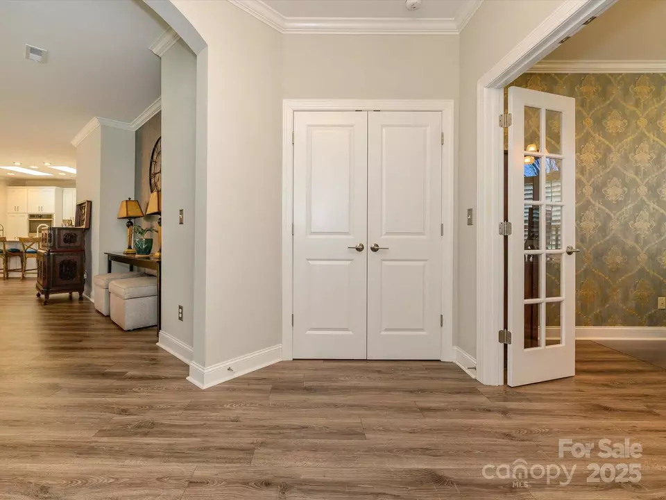 Entry Way - 2006 Wesley Landing Rd, Waxhaw, NC 28173 photo 2 of 3