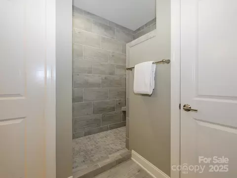 Bath - 2006 Wesley Landing Rd, Waxhaw, NC 28173 photo 1 of 7