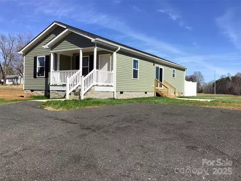 555 Perry 6 Rd #6, Troutman, NC 28166