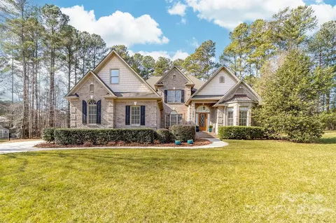 7674 Bermuda Hills Ln, Denver, NC 28037