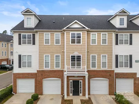 6464 Park Pond 7 Dr #7, Charlotte, NC 28262