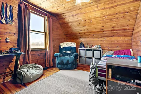 Bedroom - 2077 Pearidge Rd, Bostic, NC 28018 photo 6 of 9