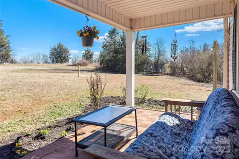 Exterior - 2077 Pearidge Rd, Bostic, NC 28018 photo 6 of 8