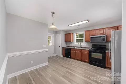 8309 Knapp Ct, Locust, NC 28097 photo 7