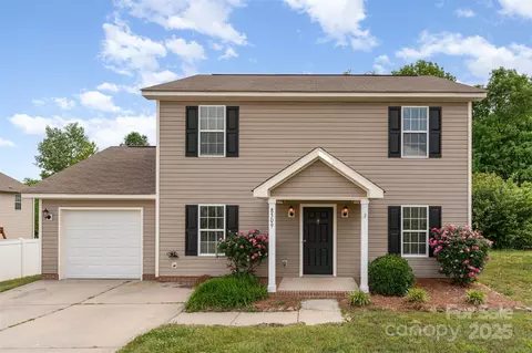 8309 Knapp Ct, Locust, NC 28097 photo 4