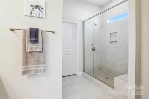 Bath - 818 Altamonte Dr, Clover, SC 29710 photo 2 of 4